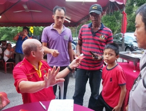 OLYMPUS DIGITAL CAMERA